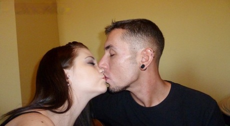 Amateur girl Brandy pull her guy's dick out during a hiking trip 79854307